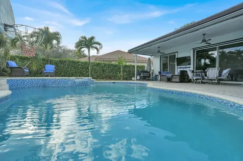 8512 Nw 45th Street Coral Springs FL 33065
