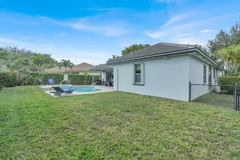 8512 Nw 45th Street Coral Springs FL 33065