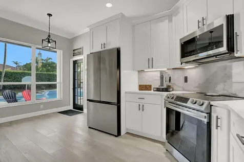 8512 Nw 45th Street Coral Springs FL 33065