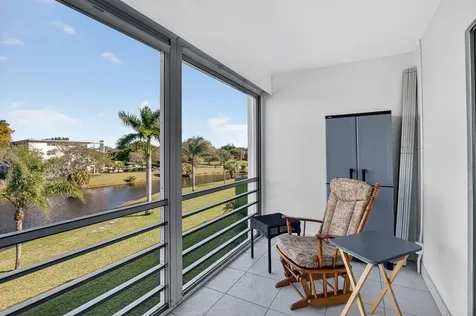 3012 Oakridge A Deerfield Beach FL 33442