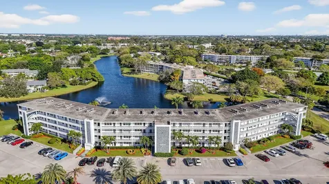 3012 Oakridge A Deerfield Beach FL 33442
