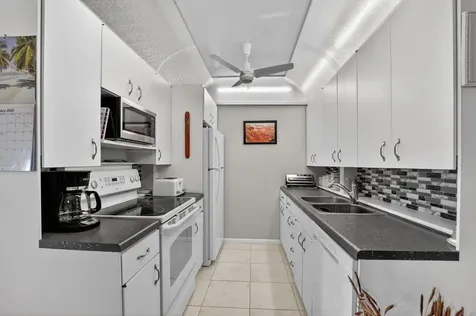 3012 Oakridge A Deerfield Beach FL 33442