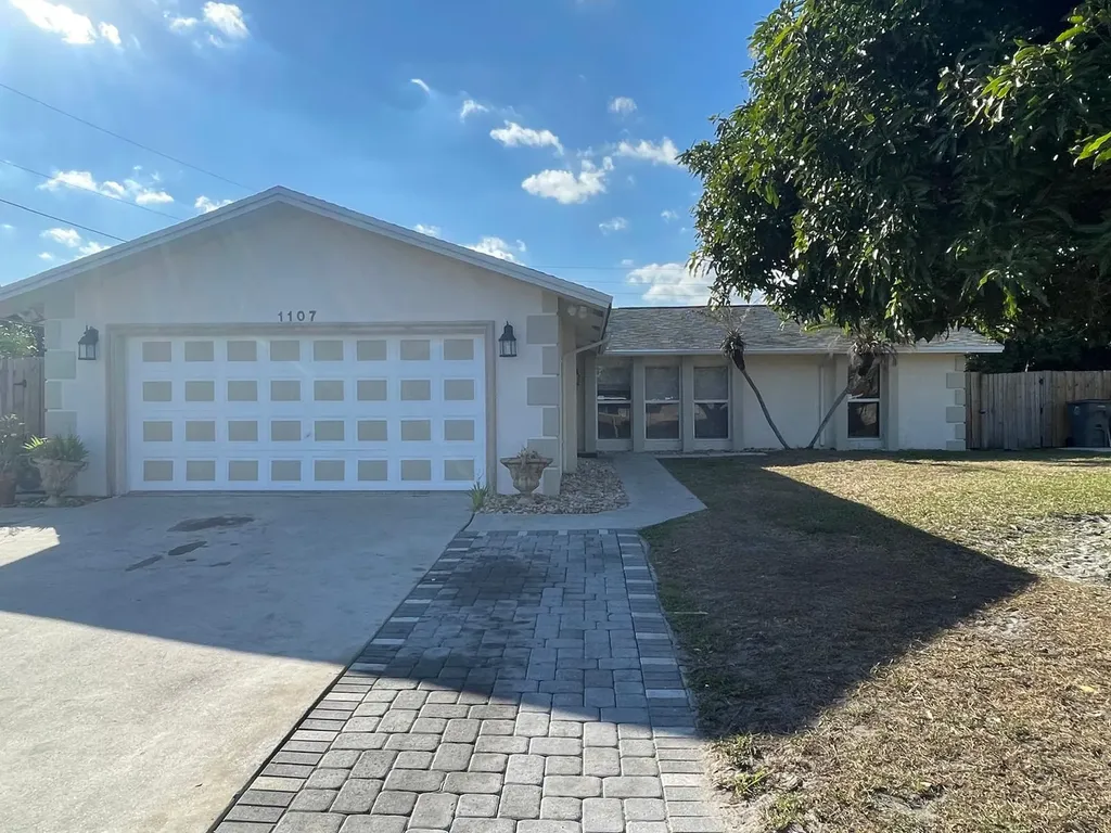 1107 Woodcrest Road West Palm Beach FL 33417