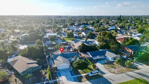 1107 Woodcrest Road West Palm Beach FL 33417