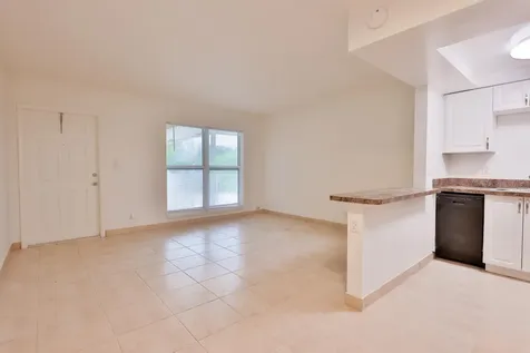 391 SE 19th Avenue Pompano Beach FL 33060