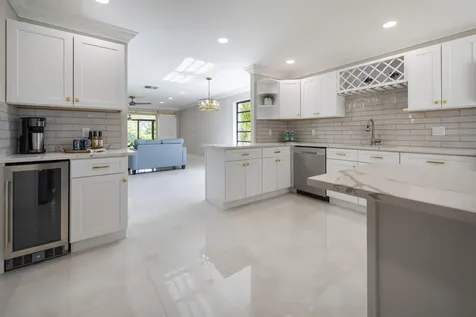 8535 Casa Del Lago Boca Raton FL 33433