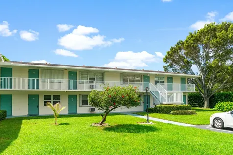 340 Horizons Boynton Beach FL 33435