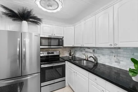 340 Horizons Boynton Beach FL 33435