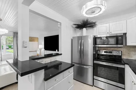 340 Horizons Boynton Beach FL 33435