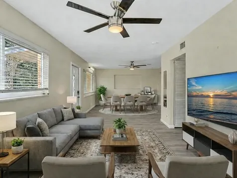 607 W Perry Street Lantana FL 33462