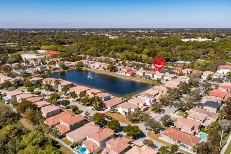 3944 Crescent Creek Drive Coconut Creek FL 33073