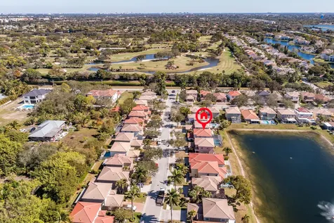 3944 Crescent Creek Drive Coconut Creek FL 33073