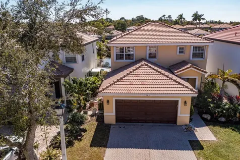 3944 Crescent Creek Drive Coconut Creek FL 33073