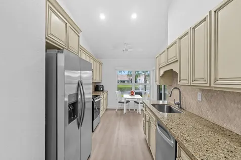 5097 Windsor Parke Drive Boca Raton FL 33496