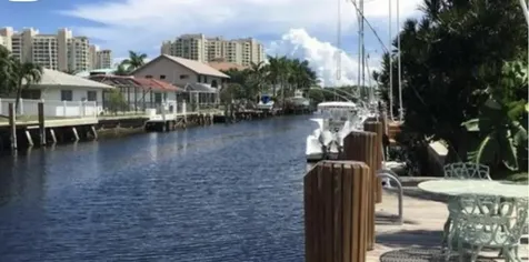 823 Forsyth Street Boca Raton FL 33487