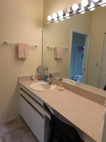 404 NE Camelot Drive Port Saint Lucie FL 34983