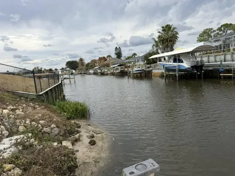 404 NE Camelot Drive Port Saint Lucie FL 34983