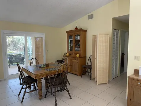 404 NE Camelot Drive Port Saint Lucie FL 34983