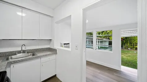 1165 SW 12th Street Miami FL 33129