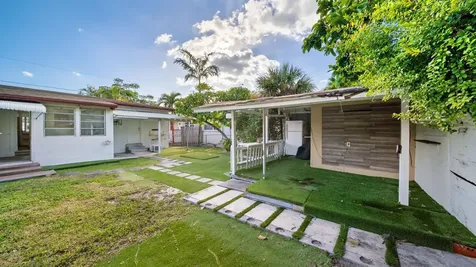 1165 SW 12th Street Miami FL 33129