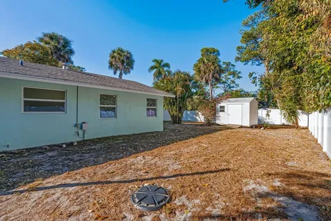 5213 Bethany Lane Haverhill FL 33415