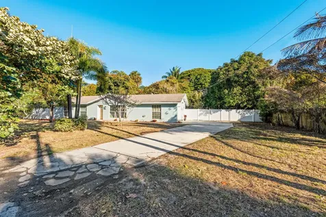 5213 Bethany Lane Haverhill FL 33415