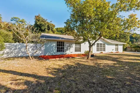 5213 Bethany Lane Haverhill FL 33415
