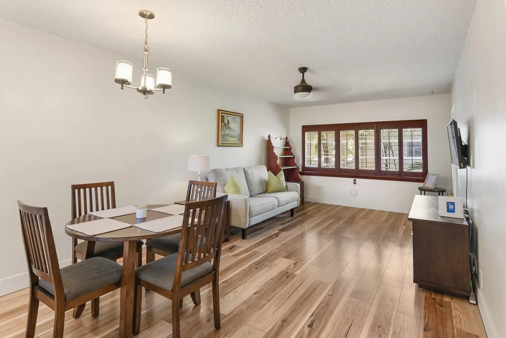 400 Ne 20th Street Boca Raton FL 33431