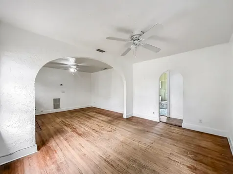 501 Pilgrim Road West Palm Beach FL 33405