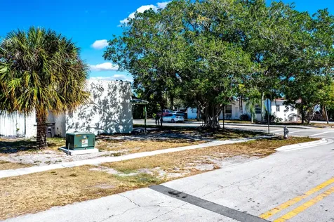 501 Pilgrim Road West Palm Beach FL 33405