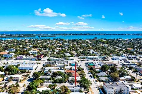 501 Pilgrim Road West Palm Beach FL 33405