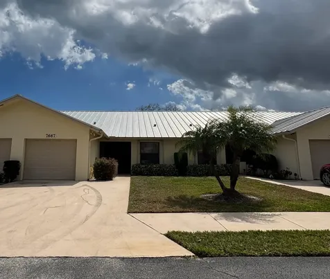 7667 Se Sugar Sand Circle Hobe Sound FL 33455