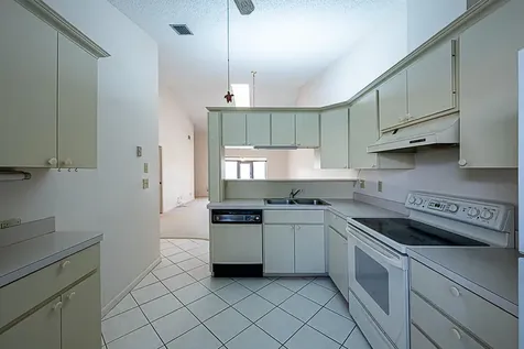 7667 Se Sugar Sand Circle Hobe Sound FL 33455