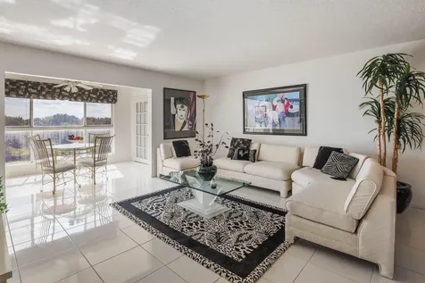 5746 Crystal Shores Drive Boynton Beach FL 33437
