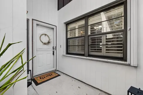 2090 Colonial Road Fort Pierce FL 34950