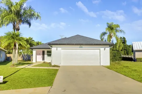125 Arrowhead Circle Jupiter FL 33458