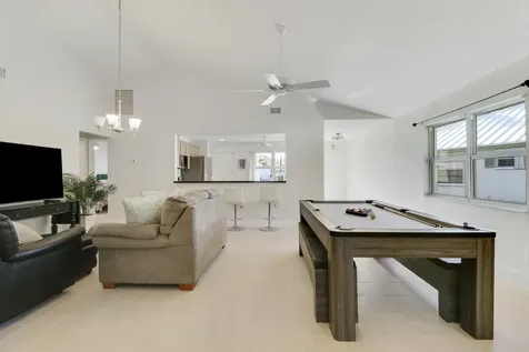 125 Arrowhead Circle Jupiter FL 33458