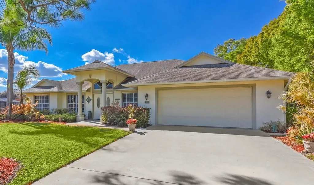 3018 Se Dalhart Road Port Saint Lucie FL 34952