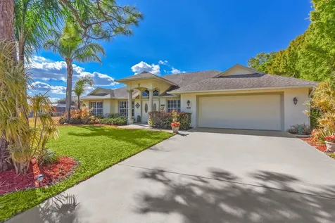 3018 Se Dalhart Road Port Saint Lucie FL 34952