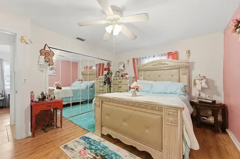 572 Se Fallon Drive Port Saint Lucie FL 34983