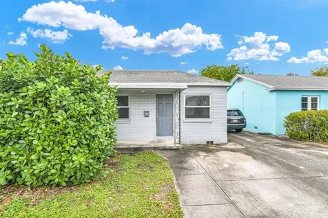 815 N J Street Lake Worth Beach FL 33460