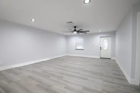 332 W Ventura Avenue Clewiston FL 33440