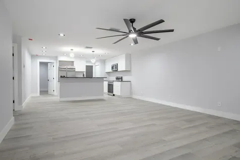 332 W Ventura Avenue Clewiston FL 33440