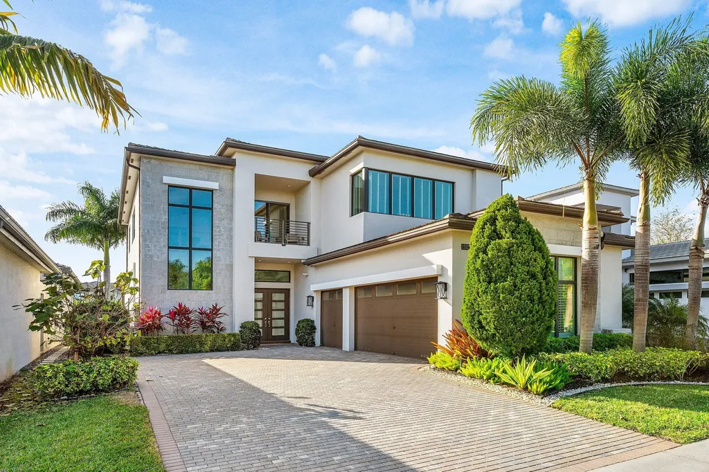 17317 Santaluce Manor Boca Raton FL 33496