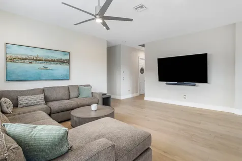 17317 Santaluce Manor Boca Raton FL 33496