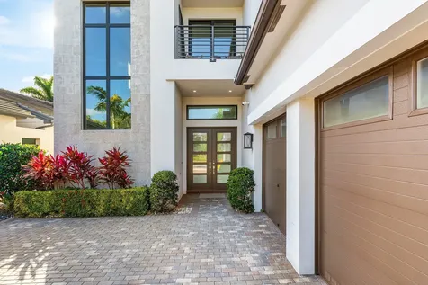 17317 Santaluce Manor Boca Raton FL 33496