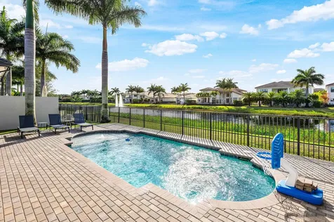 17317 Santaluce Manor Boca Raton FL 33496