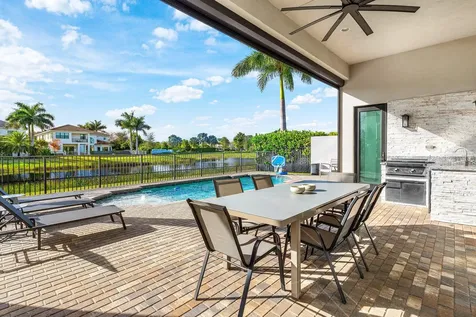 17317 Santaluce Manor Boca Raton FL 33496