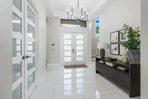 17317 Santaluce Manor Boca Raton FL 33496