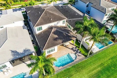 17317 Santaluce Manor Boca Raton FL 33496